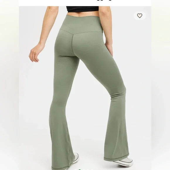 OFFLINE By Aerie Real Me High Waisted Crossover Flare Leggings - Picture 6 of 6